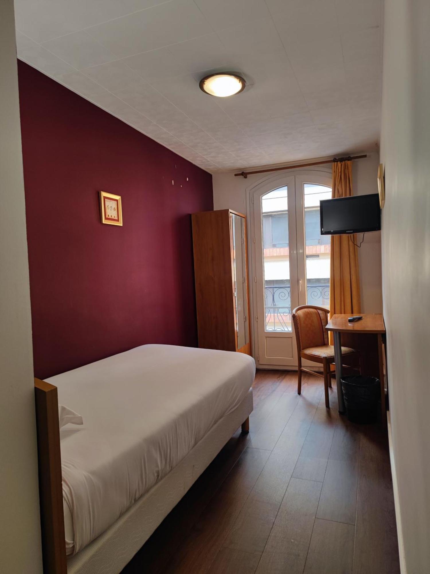 Budget Single Room
